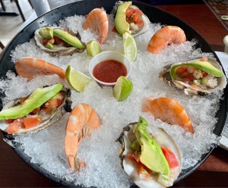 El Muelle Seafood Airline Photos