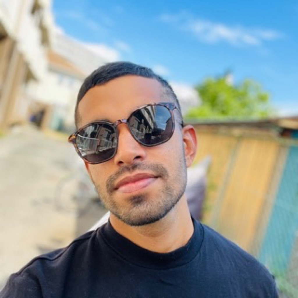 AppleMusic profile picture for @hasitha