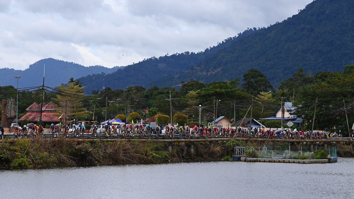 8e étape Bintulu Bintulu Apple TV (FR)