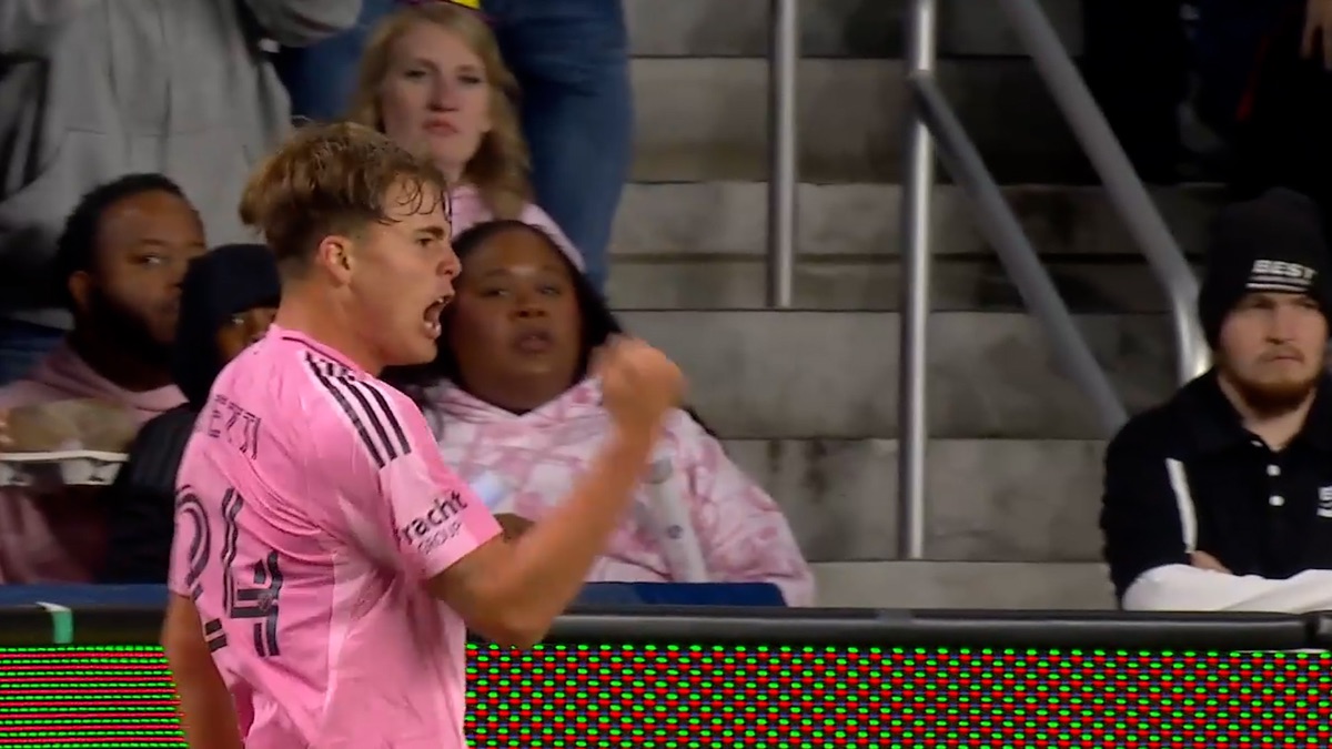 ‎Goal: M. Silvetti vs. CIN, 57' (en español) - MLS हाइलाइट देखें