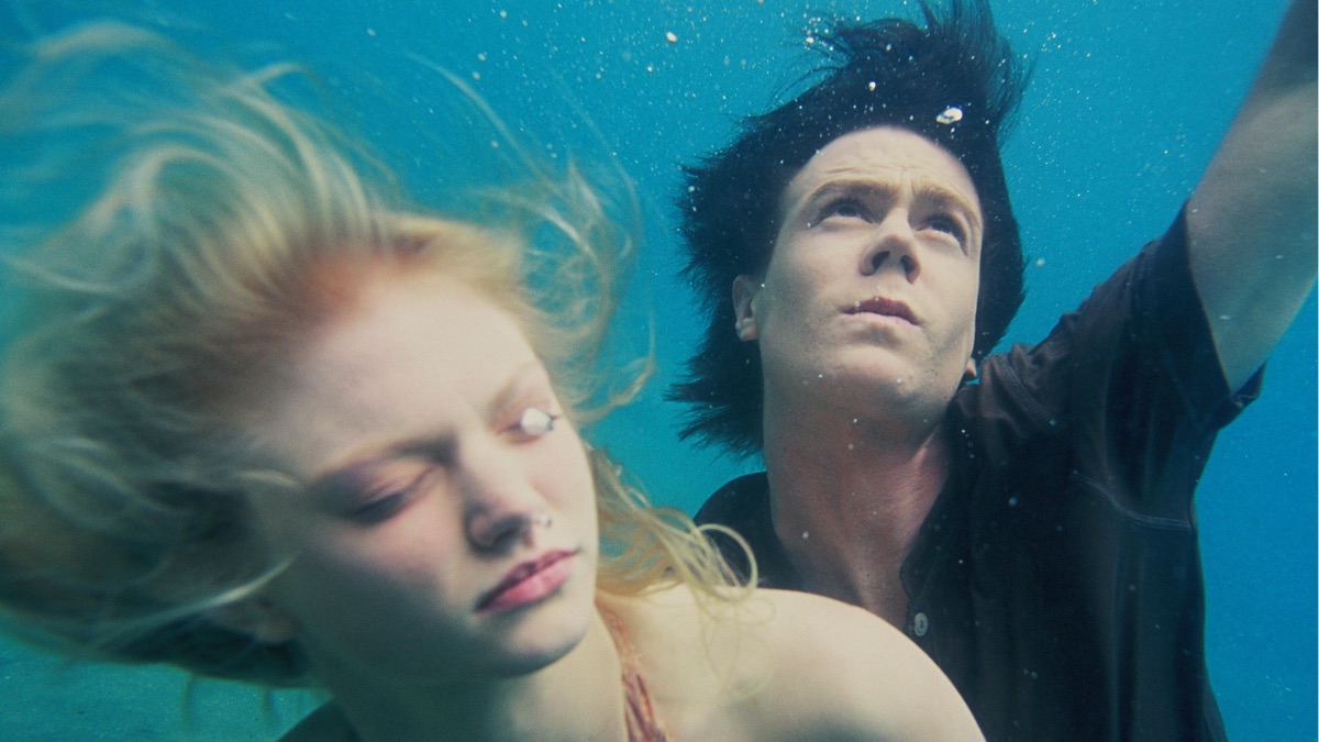 Phoebe tonkin h2o hi-res stock photography and images - Alamy, image size:1200x675