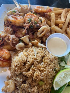El Muelle Seafood Airline Photos