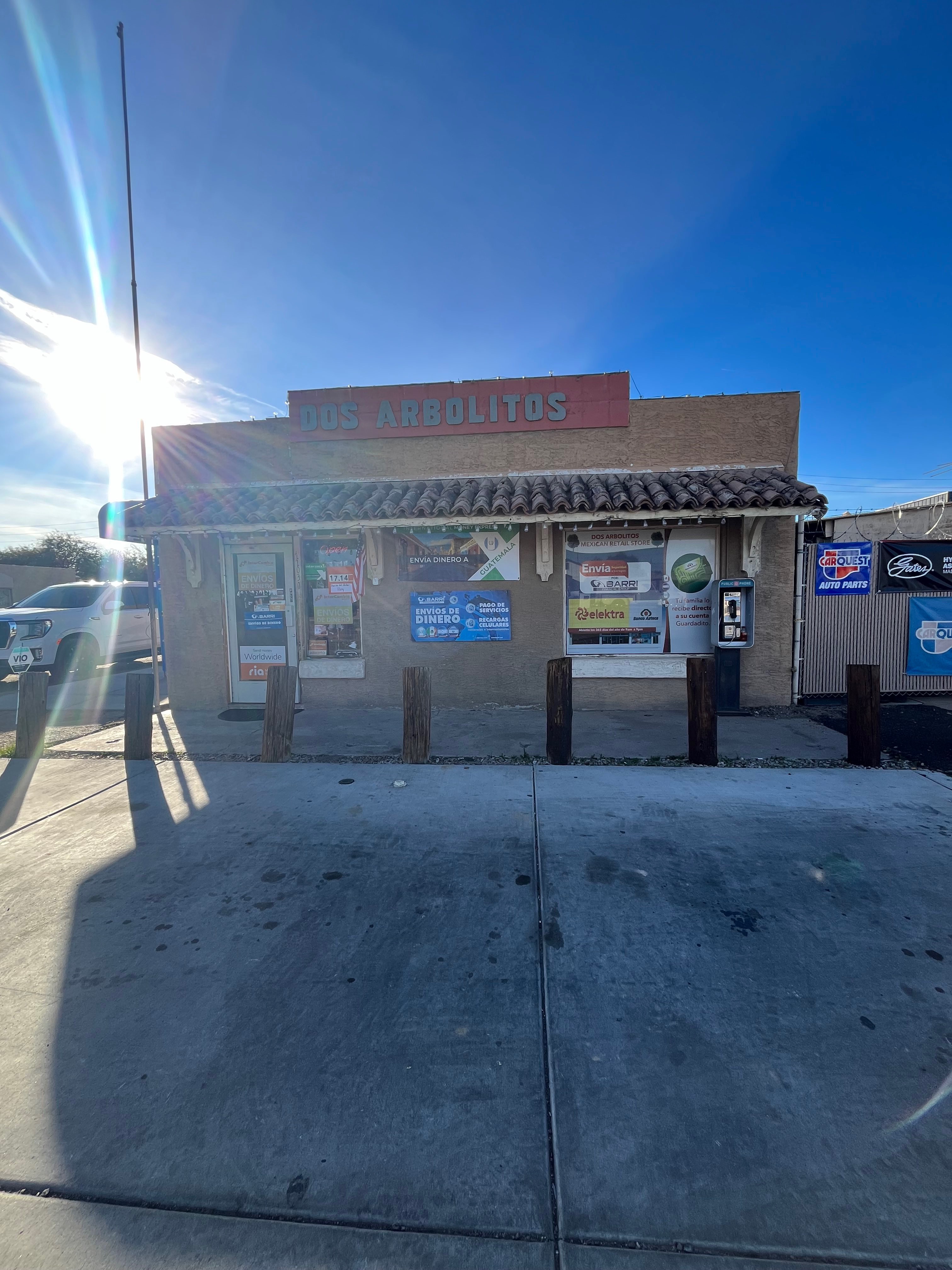 Dos Arbolitos Mexican Retail Store
