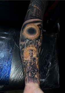 Red Dragon Tattoo photo 5