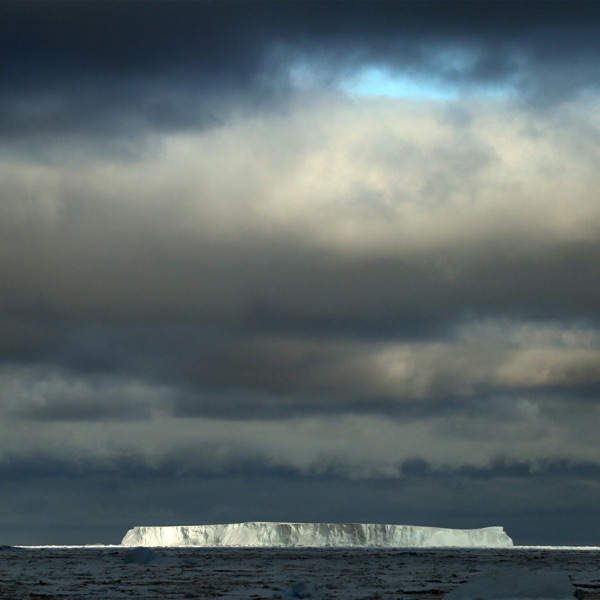 Glacial Longings – Elizabeth Rush photo