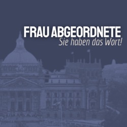 Frauen reden im Parlament