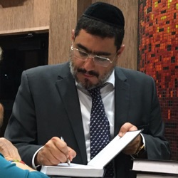 Yom Shekulo Torah