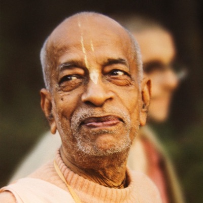 Hearing Prabhupada