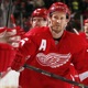 How Chris Chelios helps Detroit Red Wings