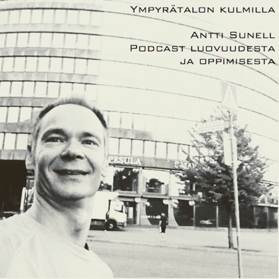 Ympyrätalon kulmilla Ympyrätalon kulmilla