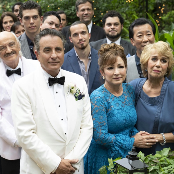 “Father of the Bride”: Gloria Estefan y Andy García nos hablan de esta nueva versión photo