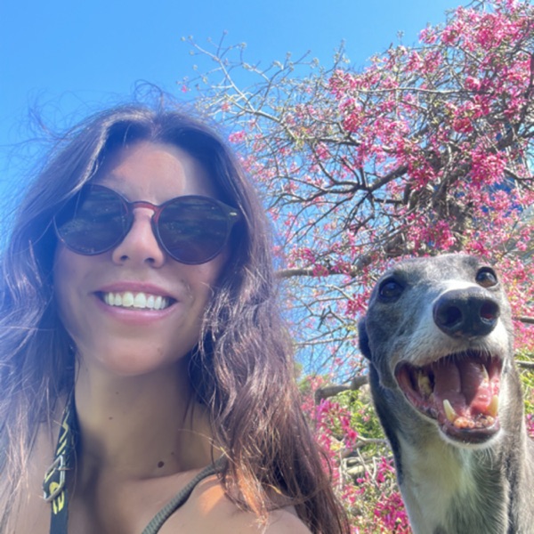 LA CHICA DE LAS CITAS 