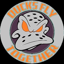 ducks fly together - Eishockey Podcast