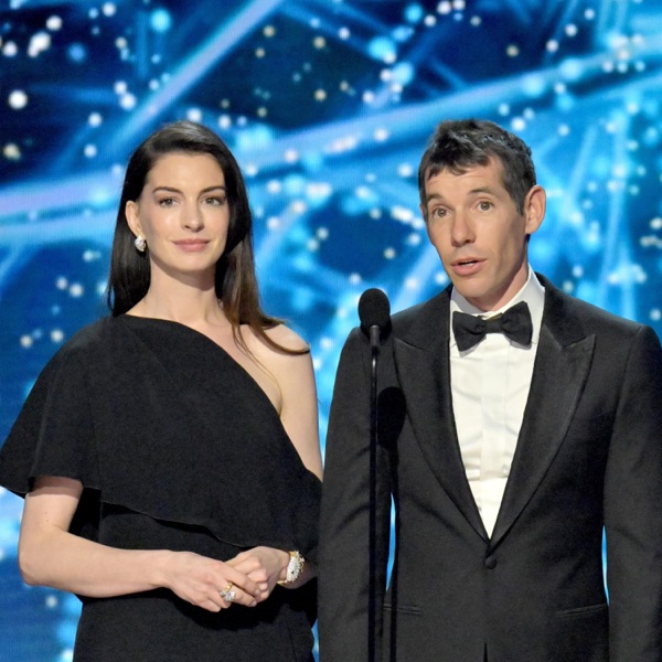 Muons, massive waves and restored sight: the winners at the ‘Oscars of science’