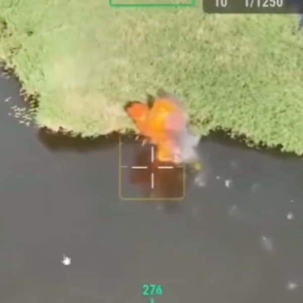 Trapped Russian troops 'blown apart' fleeing by boat & Trump's summit with Putin in Hungary threatened as Europe pulls rank photo