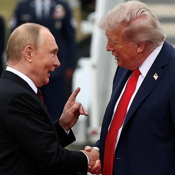 Trump-Putin, shutdown paychecks and K Pop Demon Hunters