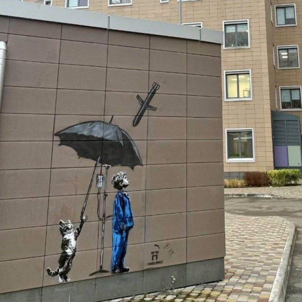 Trump: Zelensky has until Christmas to accept peace deal & the new deadly shadow war of assassinations and hybrid attacks photo