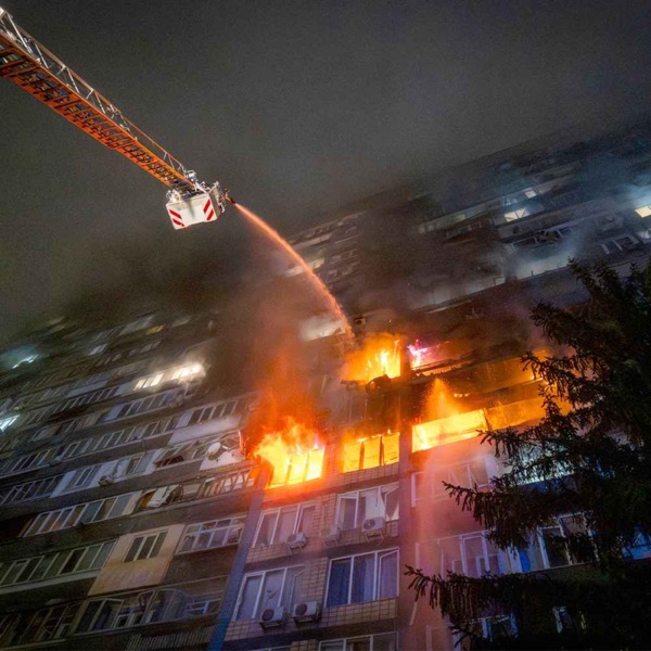 ‘Massive’ Russian attack knocks out Kyiv energy grid & what Gaza ceasefire means for Ukraine photo