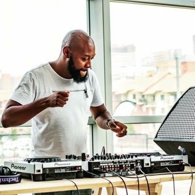 The 2 Hour Drive:DJ Ntshebe