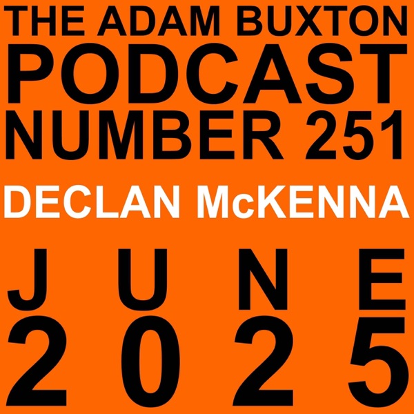 EP.251 - DECLAN McKENNA photo