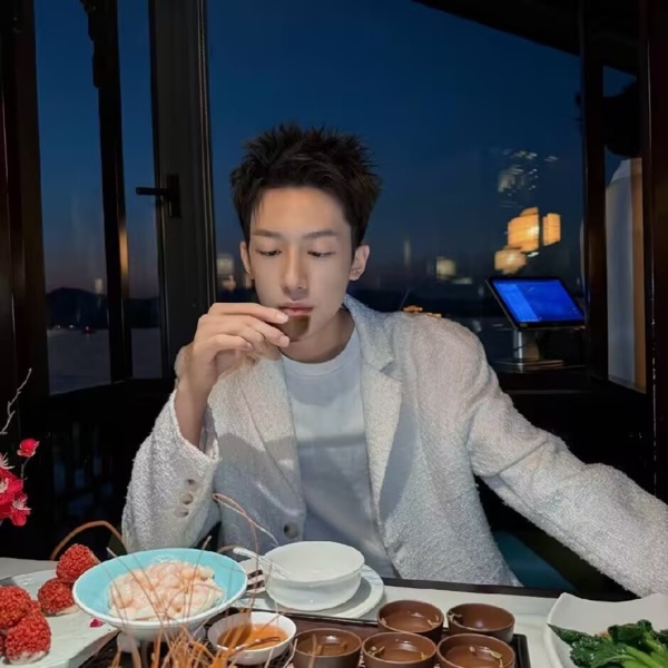 Shine哥哥｜10分钟高效成长通人性情感搞钱