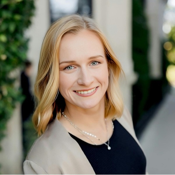 Making Quant Investing Accessible with Petra Bakosova of Hull Tactical photo