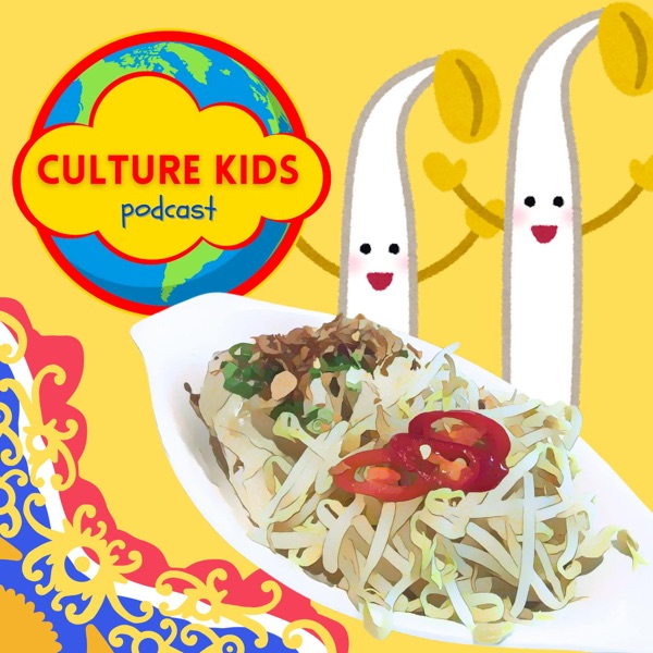 Bean Sprouts Have Muscles in Ipoh, Malaysia! photo