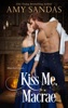 Book Kiss Me, Macrae