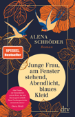 Junge Frau, am Fenster stehend, Abendlicht, blaues Kleid - Alena Schröder