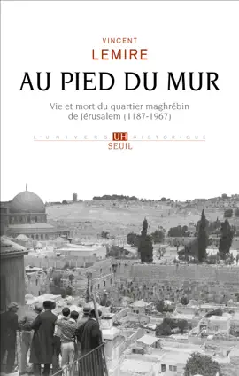 Read: Au pied du Book mur
