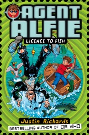 Licence to Fish - Justin Richards