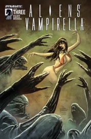 Aliens / Vampirella #3 - Corinna Bechko & Javier Garcia-Miranda