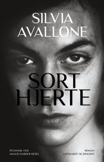 Sort hjerte by Silvia Avallone
