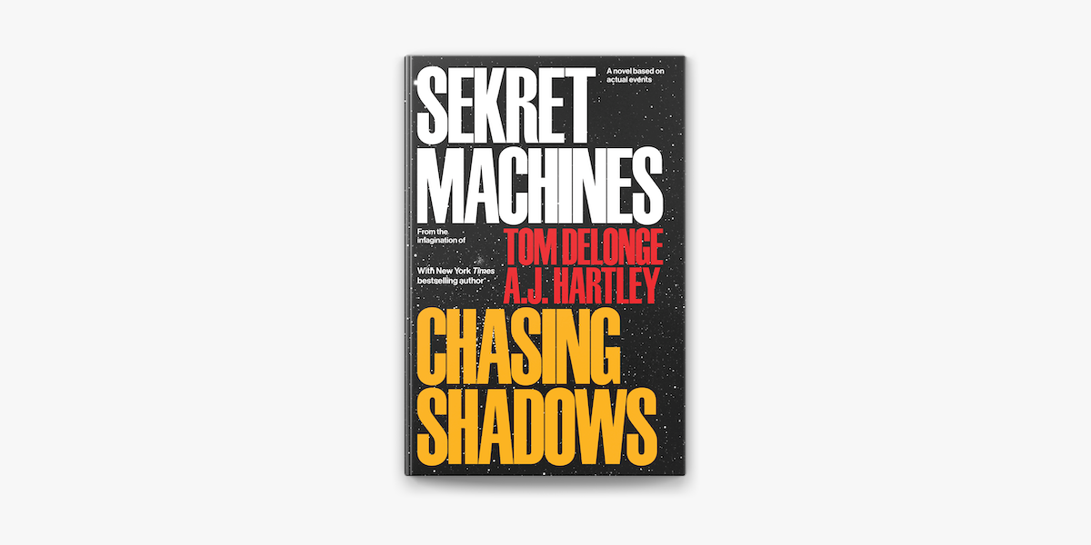 ‎Sekret Machines Book 1: Chasing Shadows