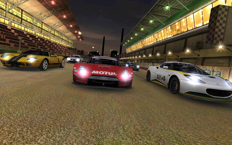 Real Racing 2 thumbnail 4