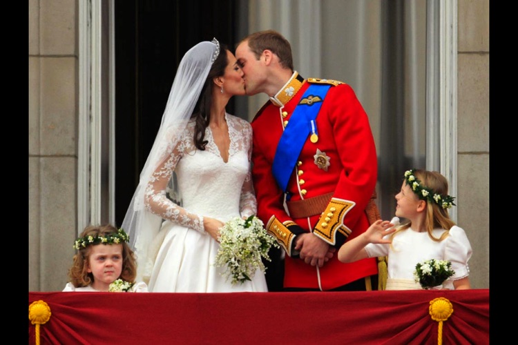 The Royal Wedding by Hello! - Souvenir Edition