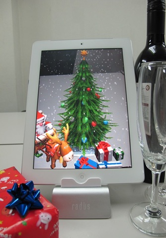 Christmas on your desk AR Free screenshot 4