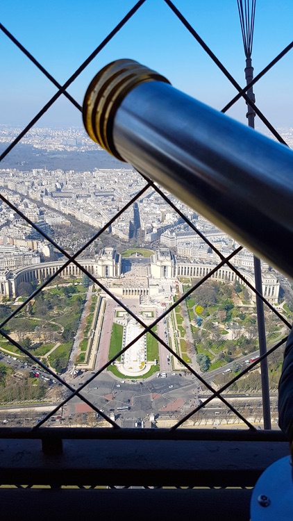 VR Paris High Up On Eiffel Tower Virtual Reality