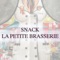 SNACK LA PETITE BRASSERIE vous proposent tous les jours une ardoise avec suggestions du chef, des sandwichs froids, des paninis, des hot dog, des salades,des plats