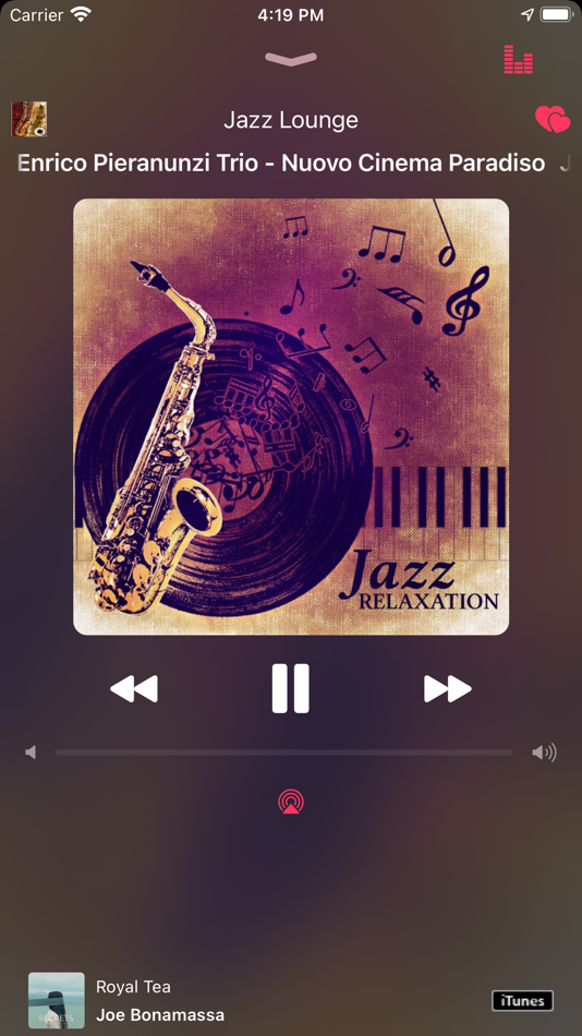 #9. SHOUT Radios Player (iOS) بواسطة: Patrick BODET