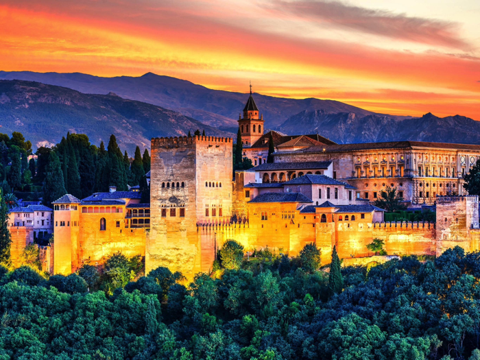 Alhambra Visitor Guide