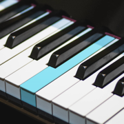 REAL PIANO: lektioner & ackord