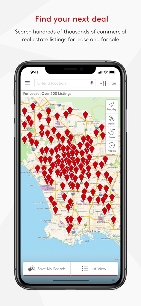 LoopNet Real Estate - 이 앱은 사용자가 지도를 통해 수많은 상업용 부동산 매물을 탐색할 수 있게 하며, 상단 검색창과 필터 옵션을 활용하여 특정 조건을 적용할 수 있습니다.