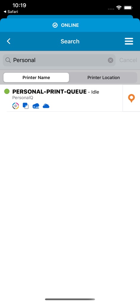 HP Advance - La función de búsqueda inteligente permite a los usuarios encontrar rápidamente impresoras específicas, con opciones claras para filtrar por "Printer Name" o "Printer Location", y muestra eficazmente el resultado filtrado "PERSONAL-PRINT-QUEUE" para una selección ágil.