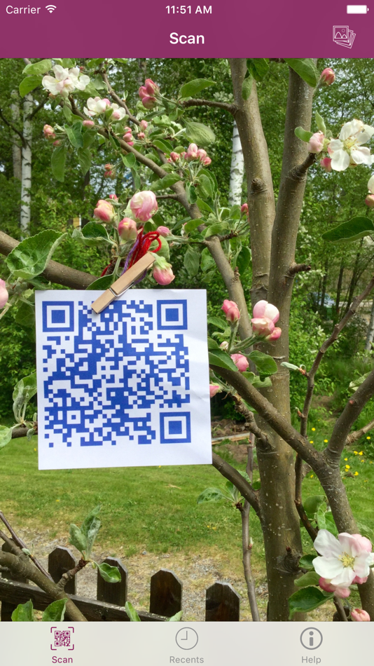 #1. Cloud QR Scanner (iOS) 由: Digitalt Hjarta AB