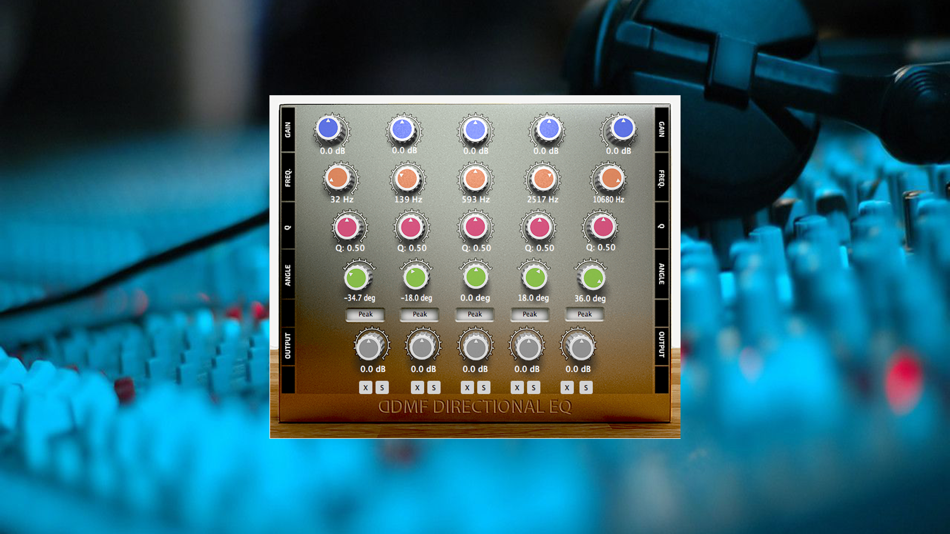 #1. DirectionalEQ (iOS) โดย: Christian Siedschlag