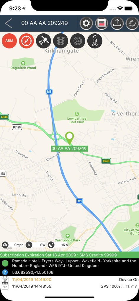 Track Server - L'applicazione permette di localizzare con precisione i dispositivi su una mappa dettagliata, fornendo contemporaneamente informazioni essenziali come l'indirizzo stradale esatto e le coordinate GPS del veicolo.