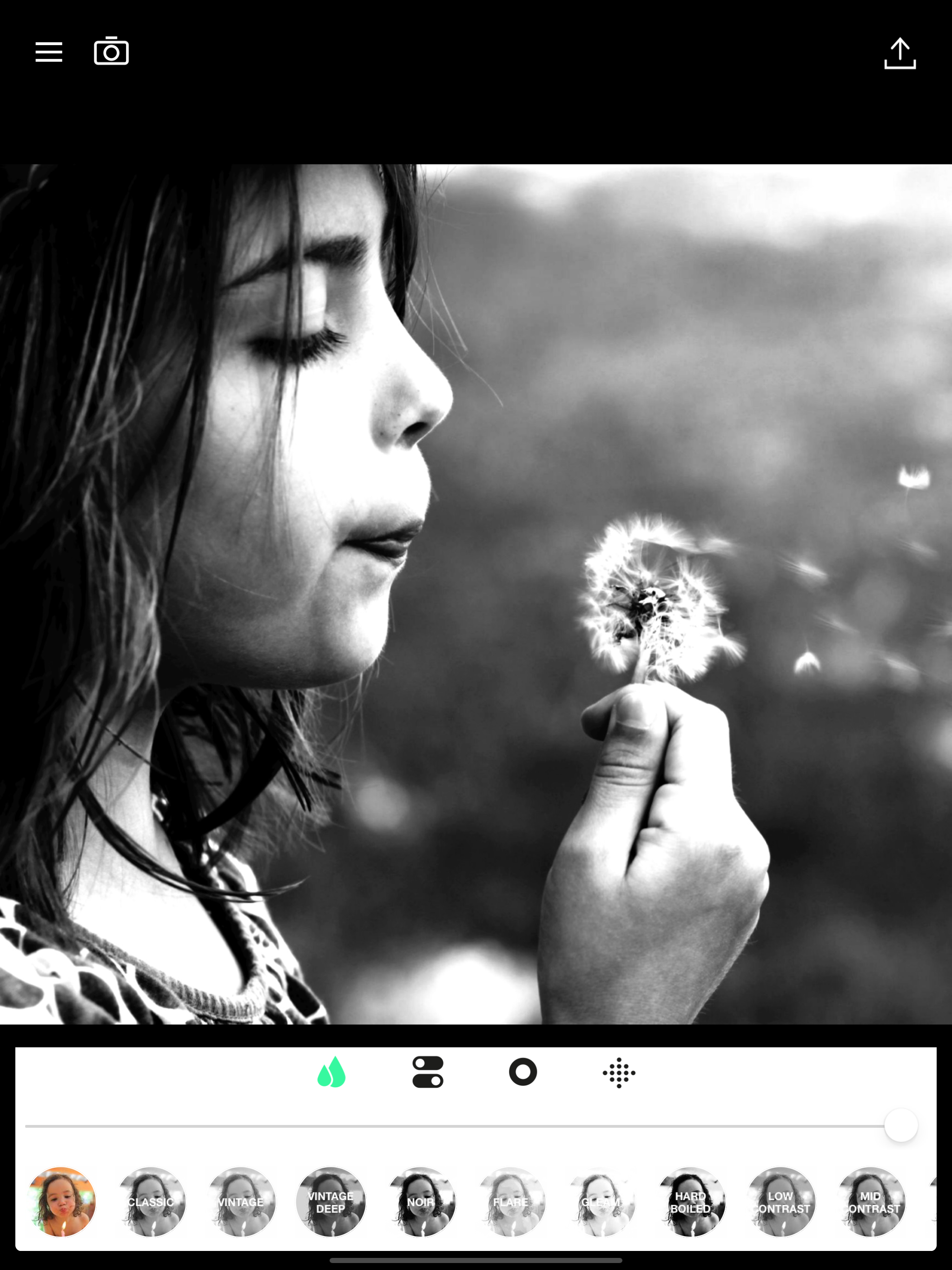 BlackCam - Black&White Camera
