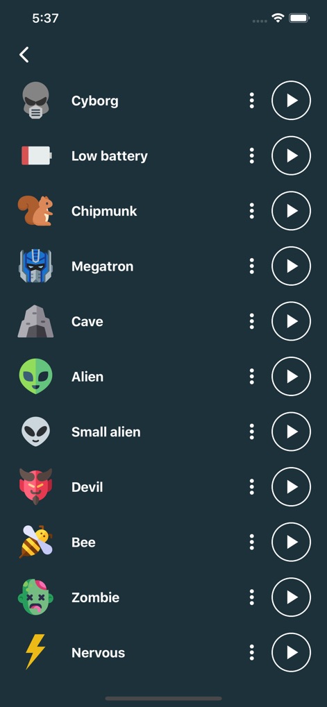 Voice Changer - Audio Effects - Explorez un éventail d'effets amusants, comme 'Cyborg' ou 'Zombie', organisés avec des icônes expressives et un accès direct à la lecture pour une découverte instantanée.