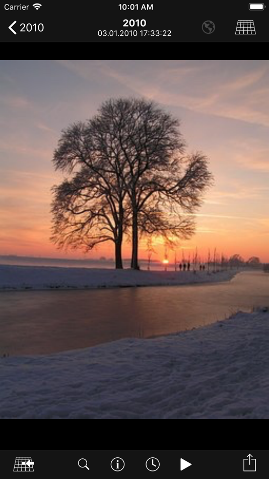 #3. Kiano - All photos at once (macOS) Przez: Hochschule fur Technik und Wirtschaft Berlin